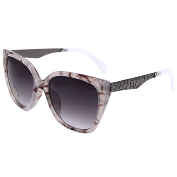 Accessories - Glamorous Women Sunglasses